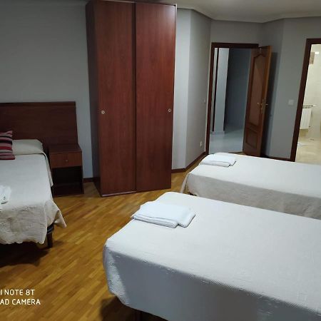 Hostal Cerecedo レオン エクステリア 写真